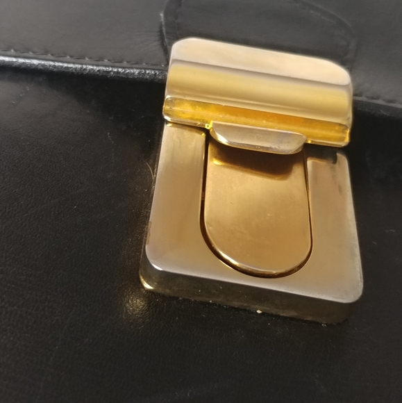 ⭐Givenchy Vintage Black Smooth Leather Clutch - Picture 3 of 9